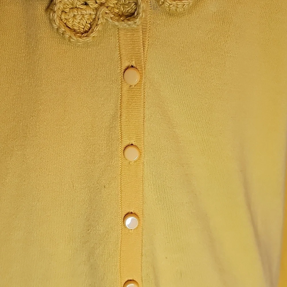 Anthropologie Moth Abuzz Bee Cardigan Sweater, Crochet Bumblebees, Yellow, Large - Picture 2 of 8